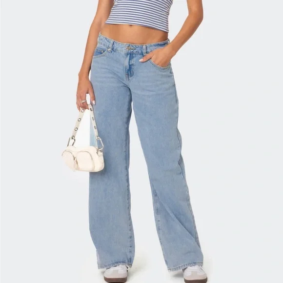 Edikted Raelyn low rise Leg Jeans - Picture 6 of 8